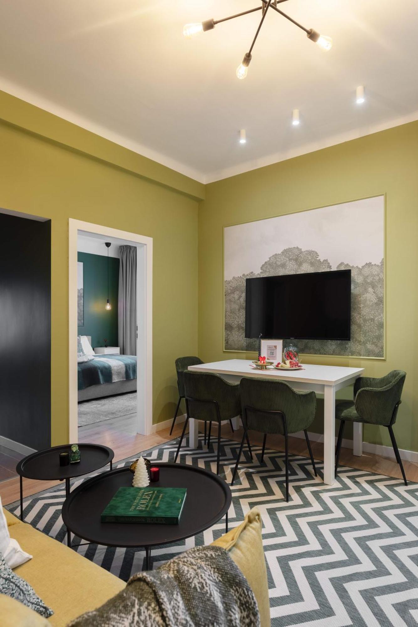 Holt - Out Of The Woods Apartment Bucureşti Ngoại thất bức ảnh