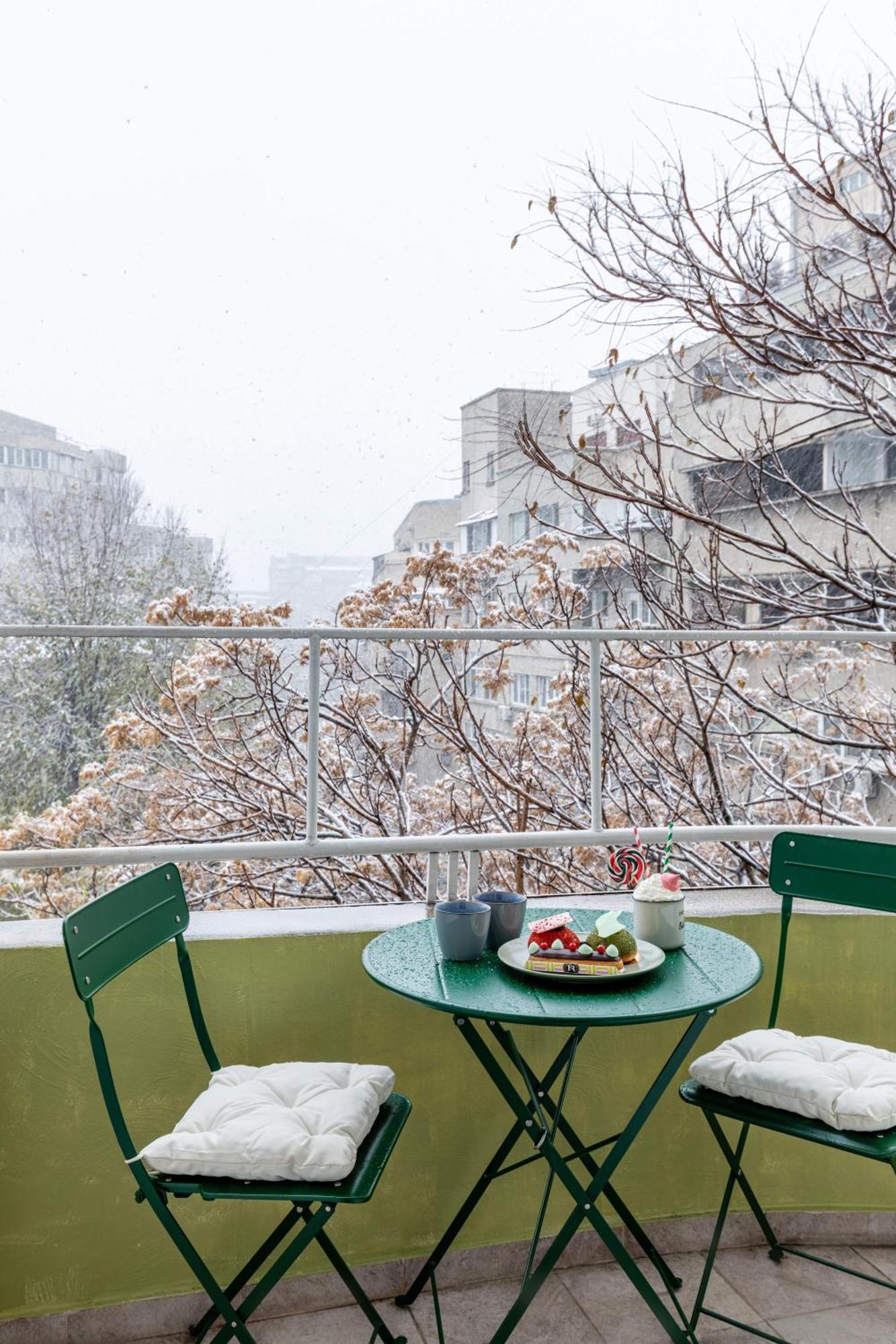 Holt - Out Of The Woods Apartment Bucureşti Ngoại thất bức ảnh